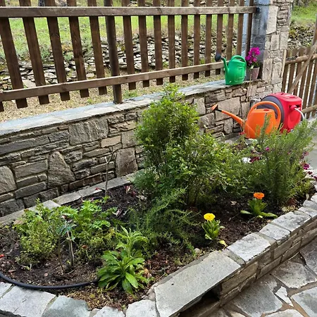 公寓 Matias Kastanies With Privat Parking