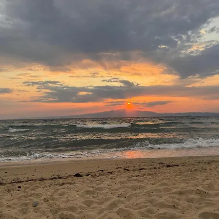 Matias Kastanies With Privat Parking Apartment