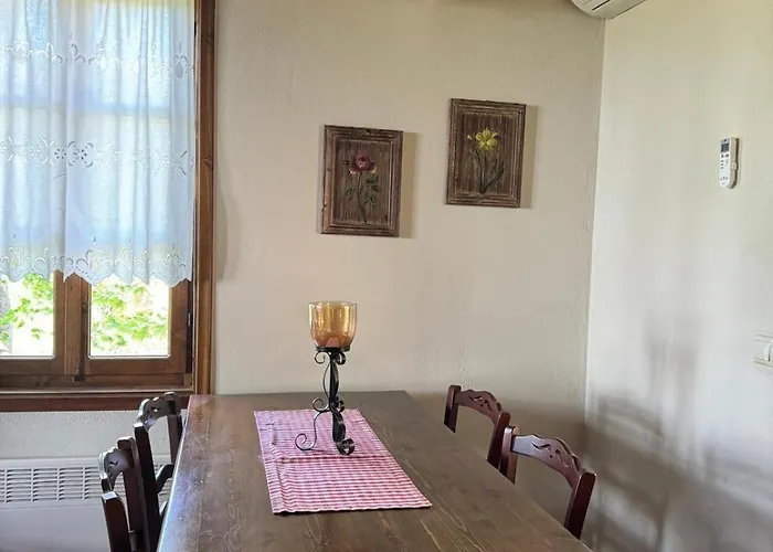 Apartment Matias Kastanies With Privat Parking *